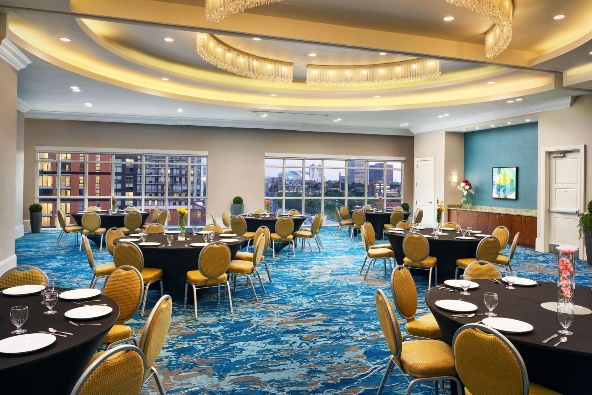 Hotel Homewood Midtown 3*