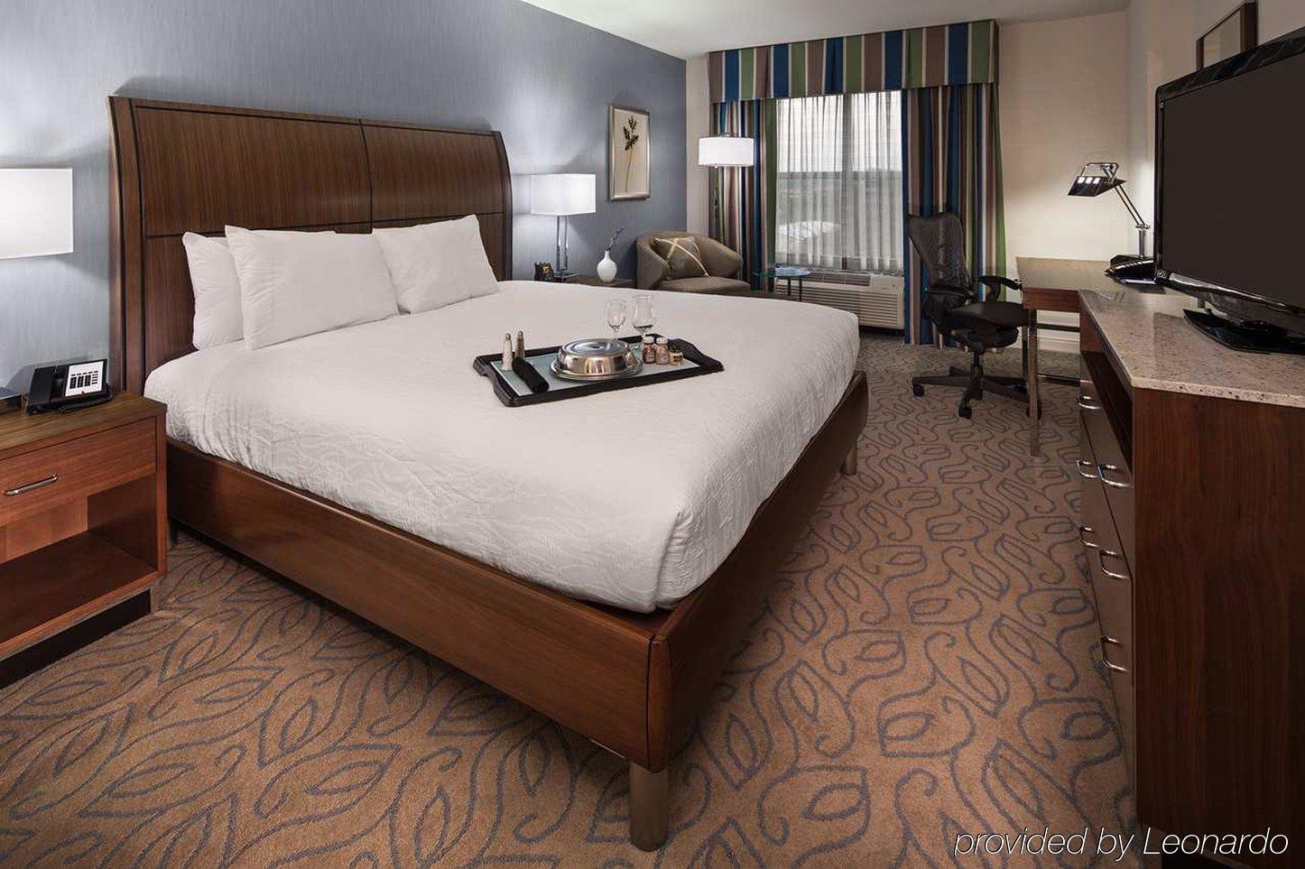 Homewood Midtown Hotel